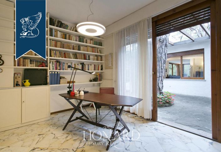 Image No.53-5 Bed Villa for sale