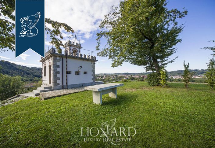 Image No.20-5 Bed Farmhouse for sale