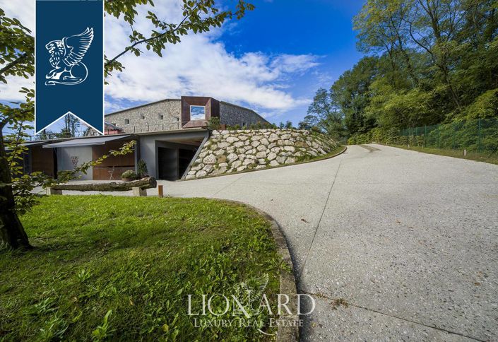 Image No.39-5 Bed Farmhouse for sale