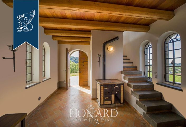 Image No.45-5 Bed Farmhouse for sale