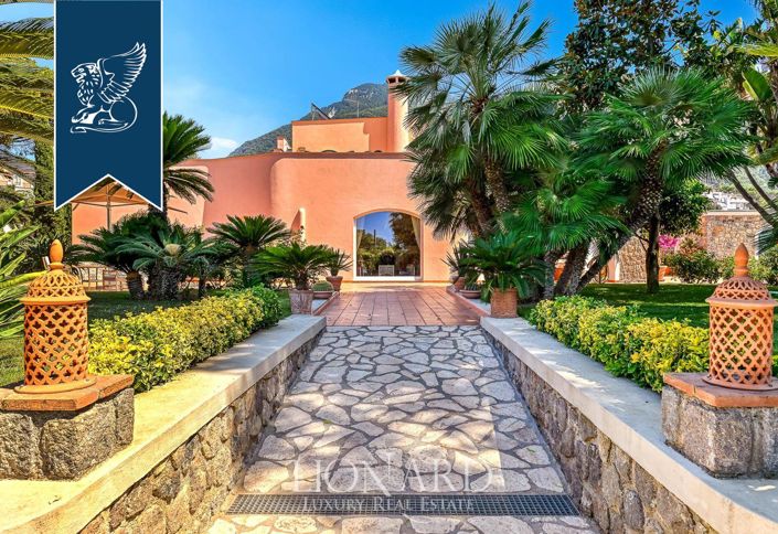 Image No.12-4 Bed Villa for sale