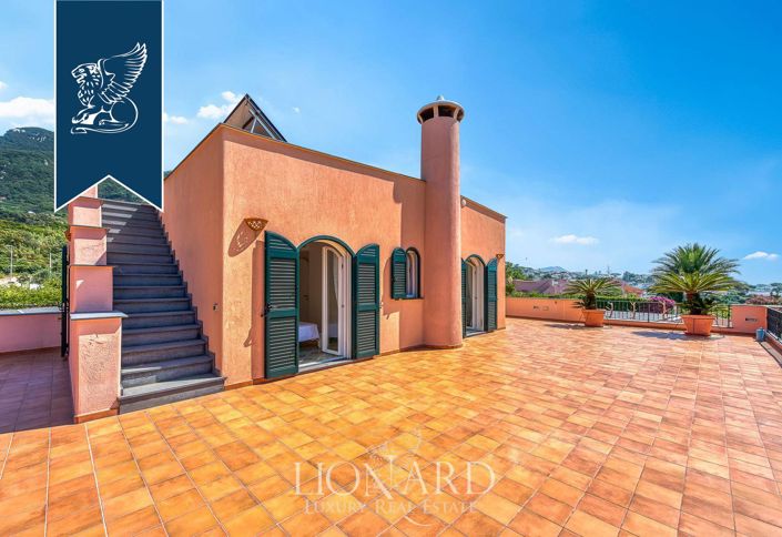 Image No.13-4 Bed Villa for sale