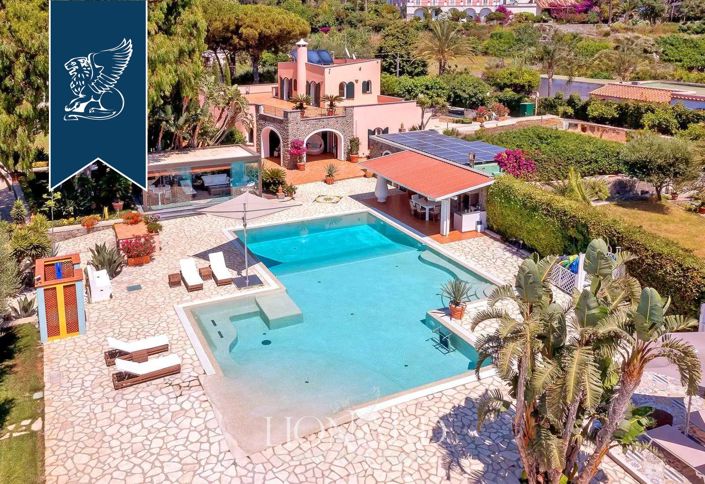 Image No.14-4 Bed Villa for sale