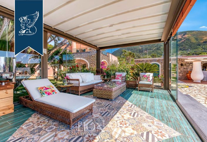 Image No.8-4 Bed Villa for sale