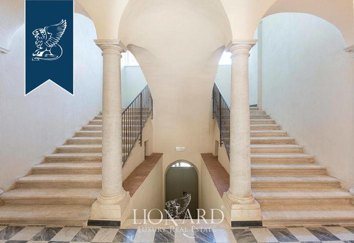 Image No.29-16 Bed Villa for sale