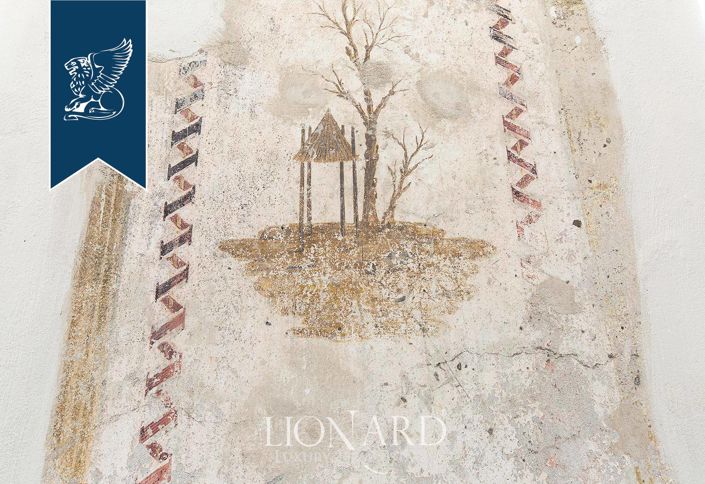 Image No.30-16 Bed Villa for sale