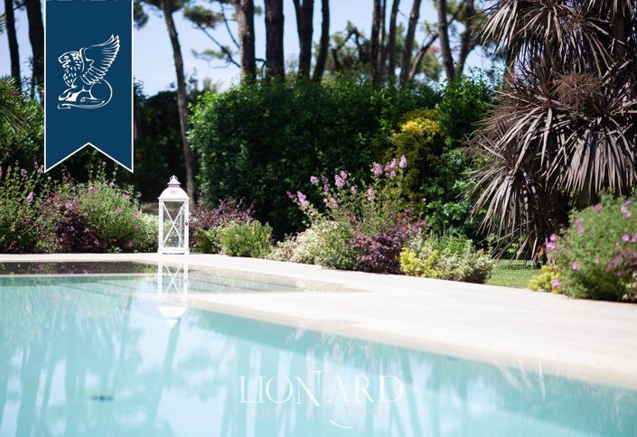 Image No.22-10 Bed Villa for sale