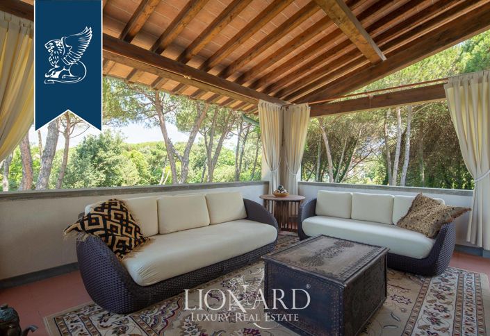 Image No.26-10 Bed Villa for sale