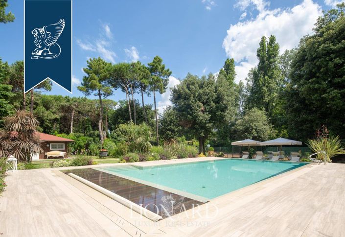 Image No.3-10 Bed Villa for sale