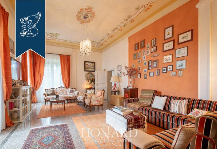 Image No.31-10 Bed Villa for sale