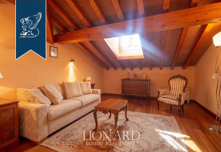 Image No.41-10 Bed Villa for sale