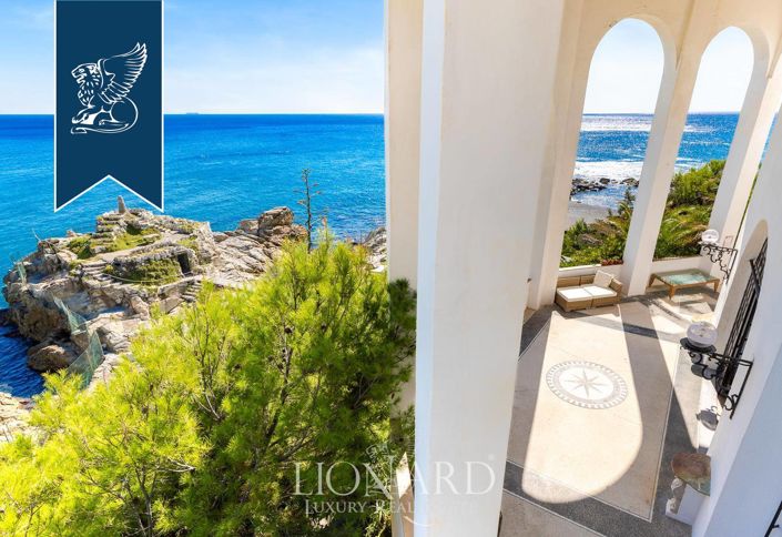 Image No.3-7 Bed Villa for sale