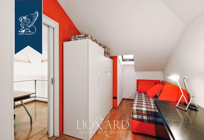 Image No.33-5 Bed Villa for sale