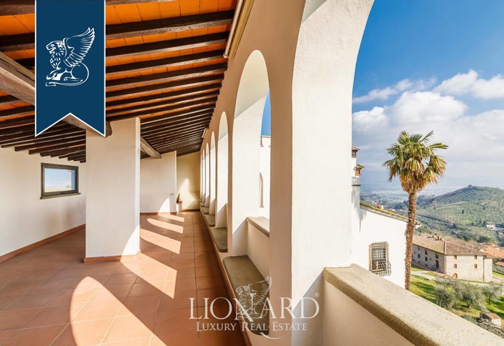 Image No.14-8 Bed Apartment for sale