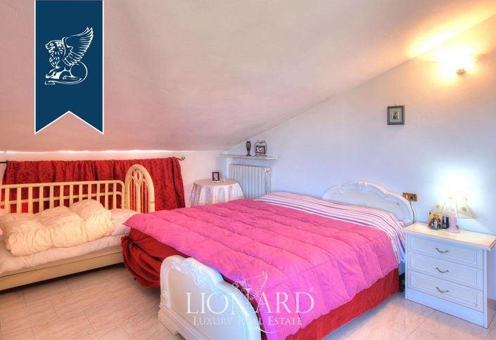 Image No.35-5 Bed Farmhouse for sale