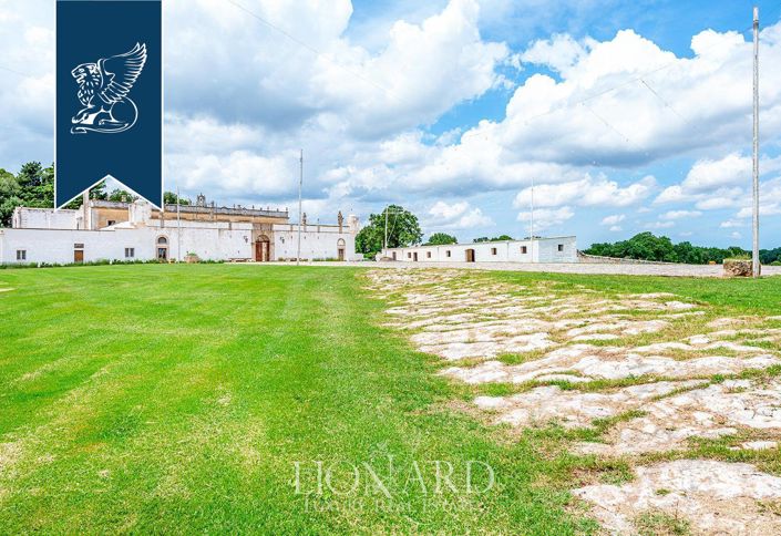 Image No.12-4 Bed Villa for sale