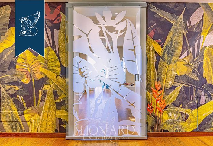 Image No.11-6 Bed Villa for sale