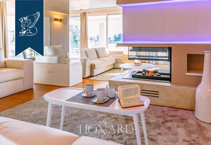 Image No.7-6 Bed Villa for sale