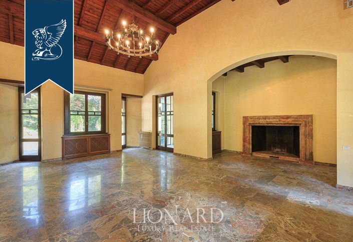 Image No.22-7 Bed Villa for sale