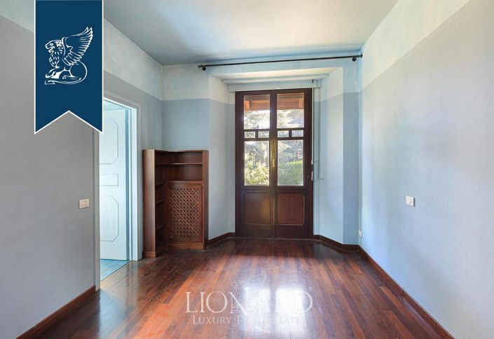 Image No.34-7 Bed Villa for sale