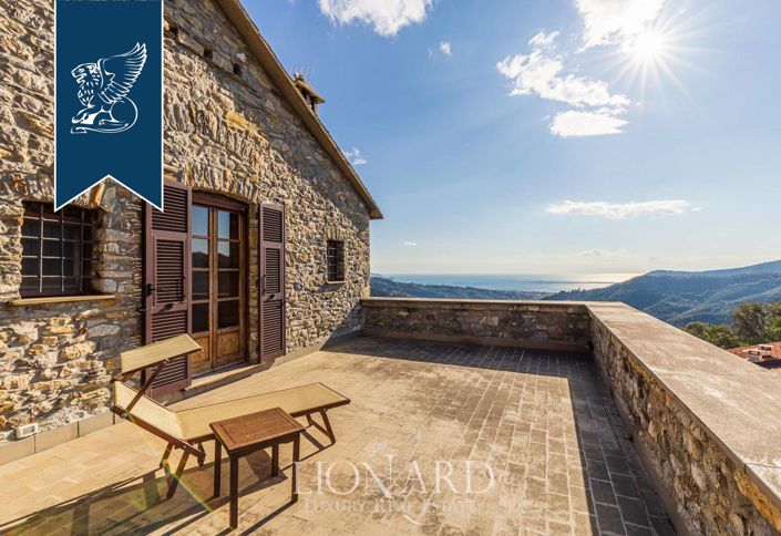 Image No.30-6 Bed Property for sale