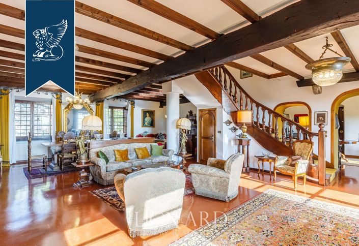 Image No.46-6 Bed Property for sale