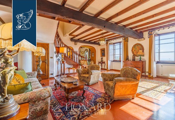 Image No.48-6 Bed Property for sale