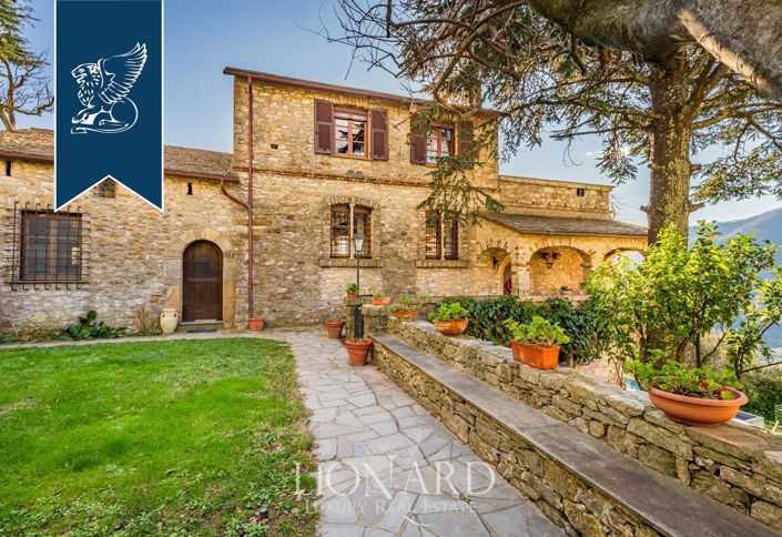 Image No.7-6 Bed Property for sale