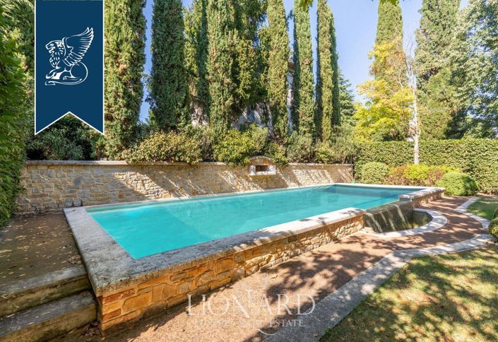 Image No.2-7 Bed Property for sale