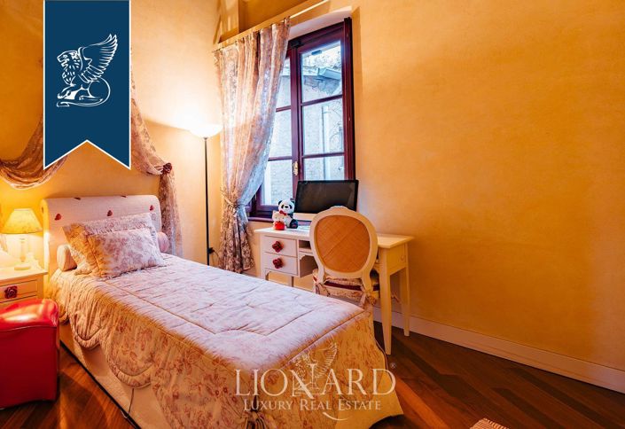 Image No.25-8 Bed Villa for sale