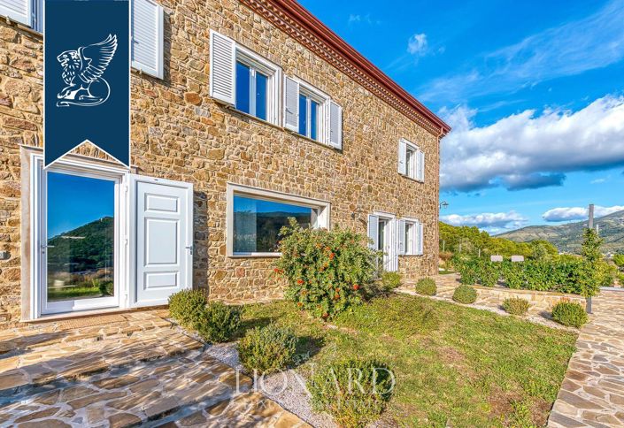 Image No.6-5 Bed Villa for sale