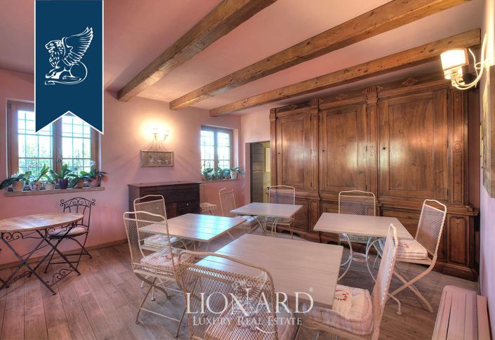 Image No.26-10 Bed Villa for sale