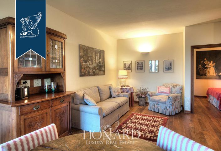 Image No.45-10 Bed Villa for sale