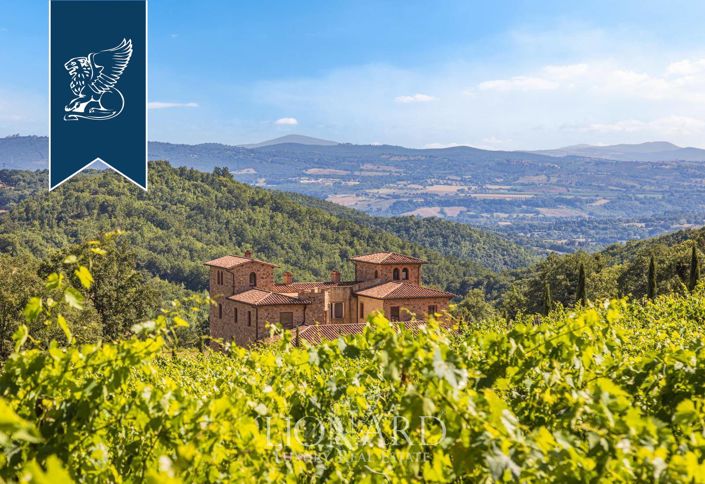 Image No.18-6 Bed Farmhouse for sale