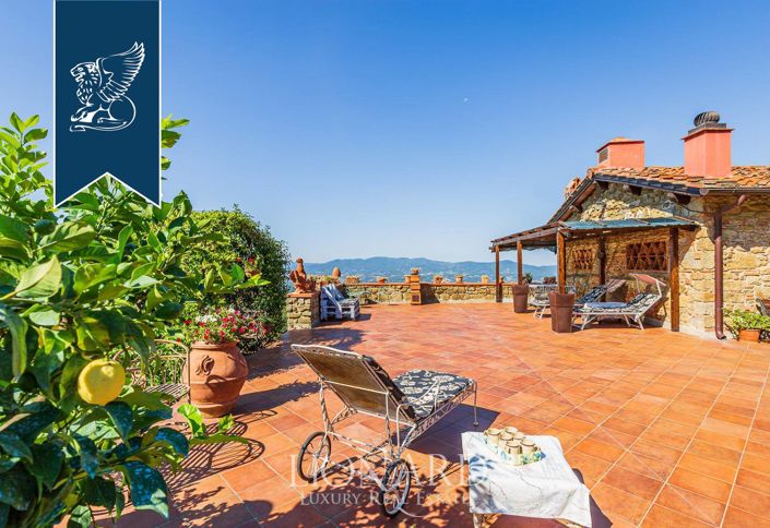 Image No.19-8 Bed Farmhouse for sale