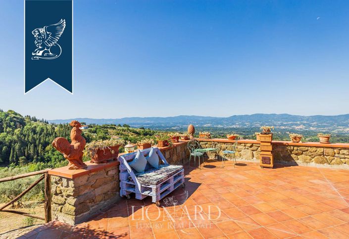 Image No.21-8 Bed Farmhouse for sale