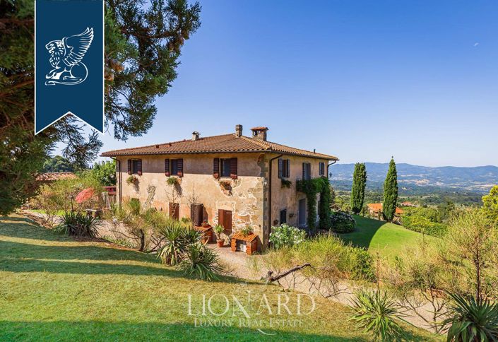 Image No.26-8 Bed Farmhouse for sale