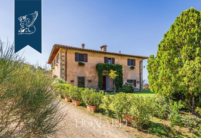 Image No.27-8 Bed Farmhouse for sale