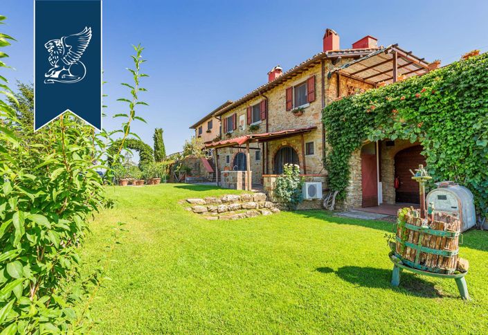 Image No.31-8 Bed Farmhouse for sale