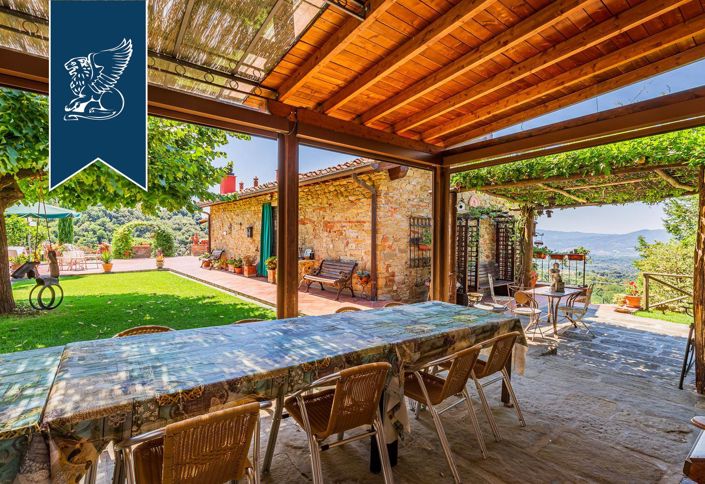 Image No.33-8 Bed Farmhouse for sale