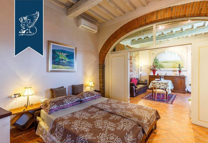 Image No.48-8 Bed Farmhouse for sale