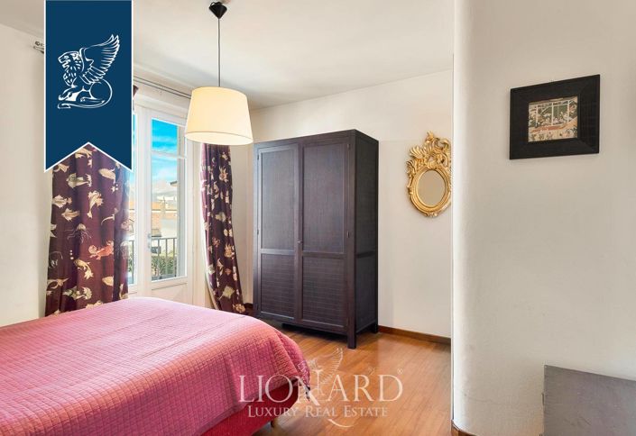 Image No.17-8 Bed Villa for sale