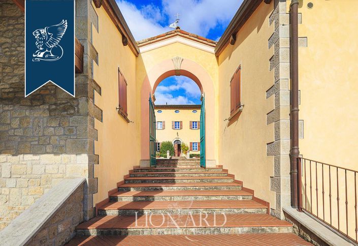 Image No.24-10 Bed Villa for sale