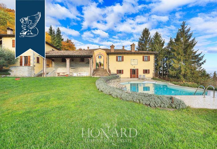 Image No.6-10 Bed Villa for sale