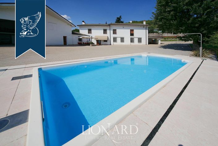 Image No.27-6 Bed Villa for sale