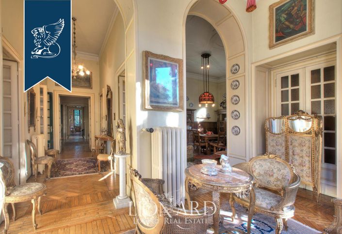 Image No.17-2 Bed Villa for sale