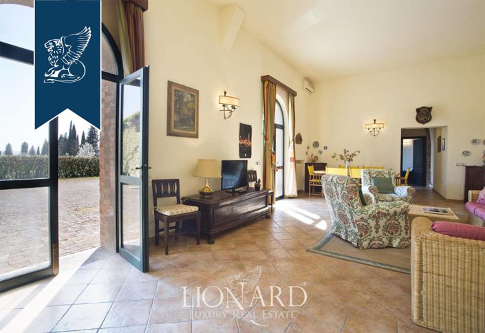 Image No.28-10 Bed Country House for sale