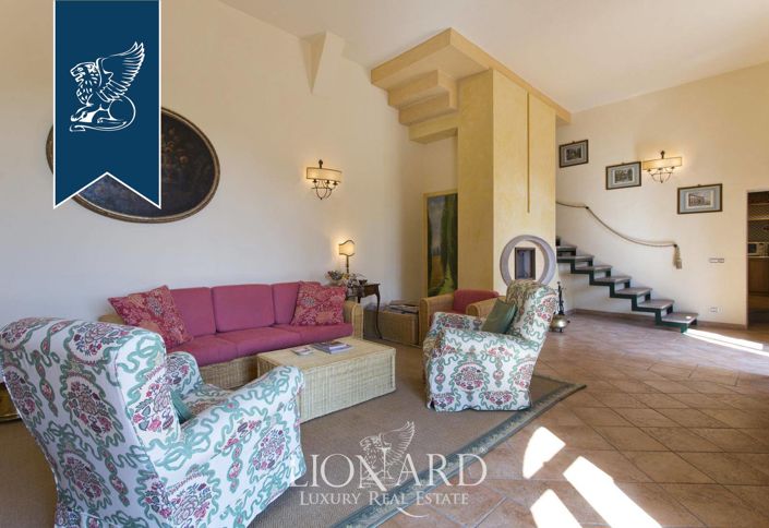 Image No.30-10 Bed Country House for sale