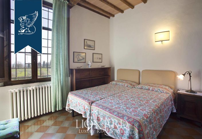 Image No.39-10 Bed Country House for sale