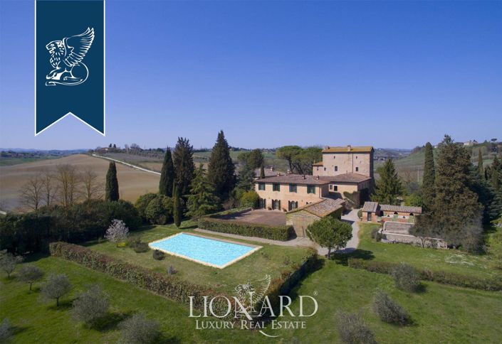 Image No.4-10 Bed Country House for sale